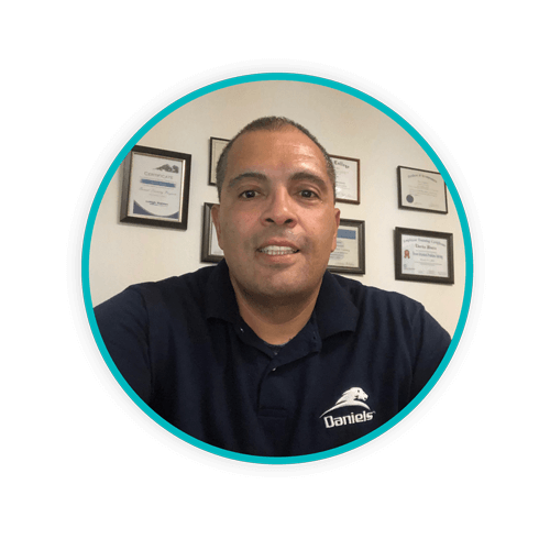 Blog CircleImage Charles WEB